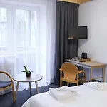 Wysoka Ze Sniadaniem 3*