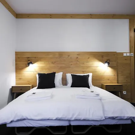 Hotel Wysoka Ze Sniadaniem 3*