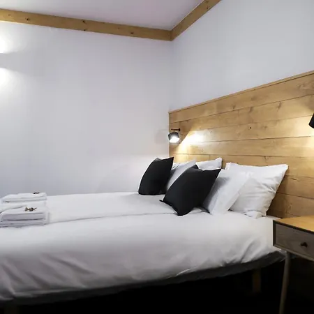 Wysoka Ze Sniadaniem Hotel 3*