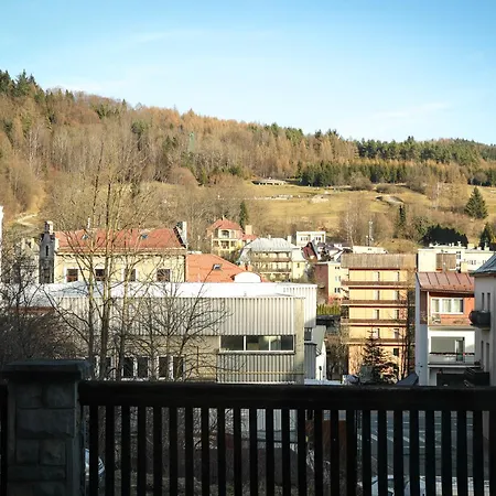 Hotel Wysoka Ze Sniadaniem 3*