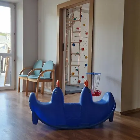 Hotel Wysoka Ze Sniadaniem