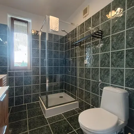 Hotel Wysoka Ze Sniadaniem