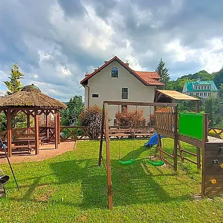 Wysoka Ze Sniadaniem 3*