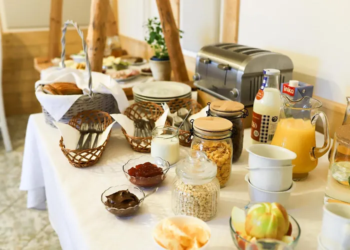 Wysoka Ze Sniadaniem 3*