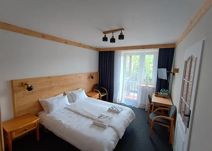 Hotel Wysoka Ze Sniadaniem