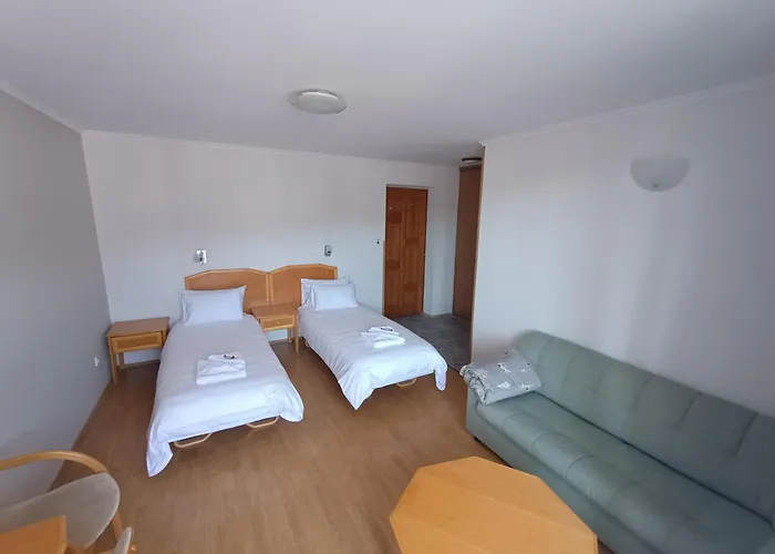 Hotel Wysoka Ze Sniadaniem Krynica Zdroj